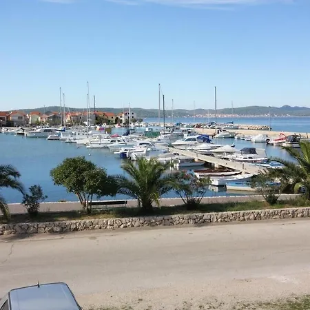 Ana Apartament
